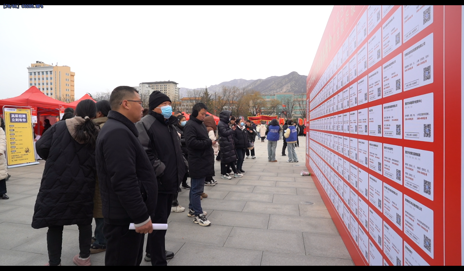 登封市2025年春风行动专场招聘会火热开场
